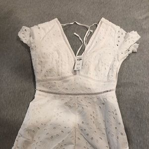 Abercombie Eyelet Romper White Size S NWT